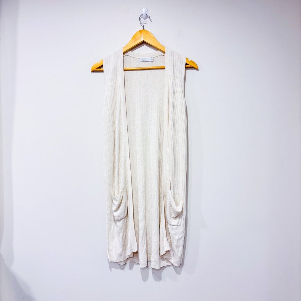 REITMANS Beige ribbed‎ sleeveless open cardigan | Minimalist layering | X-Small